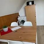 Apartment Lamer *
